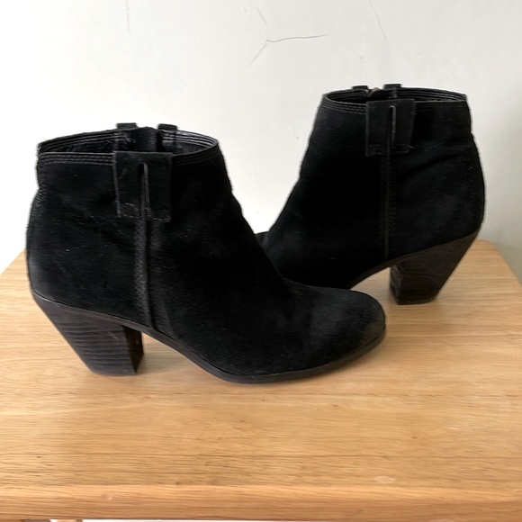 Sam Edelman Distress Black Suede Heeled Booties, Size 8 - Picture 12 of 16